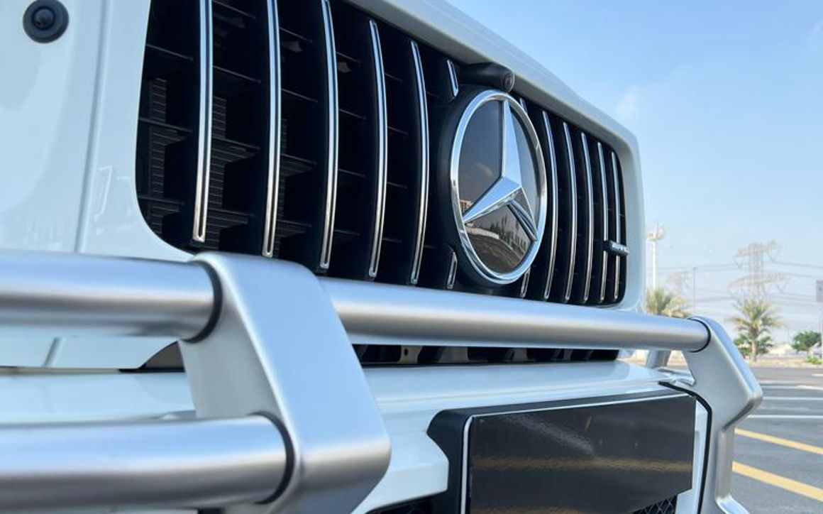 MERCEDES G63 - image 8