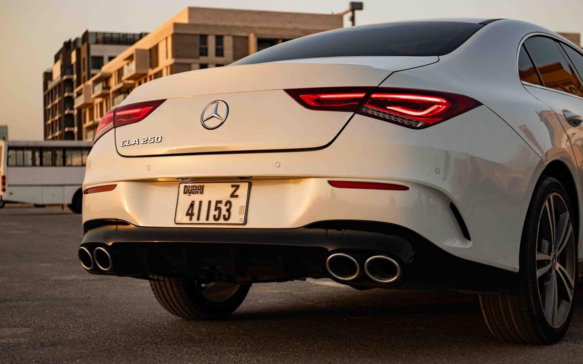 MERCEDES CLA250 - image 7