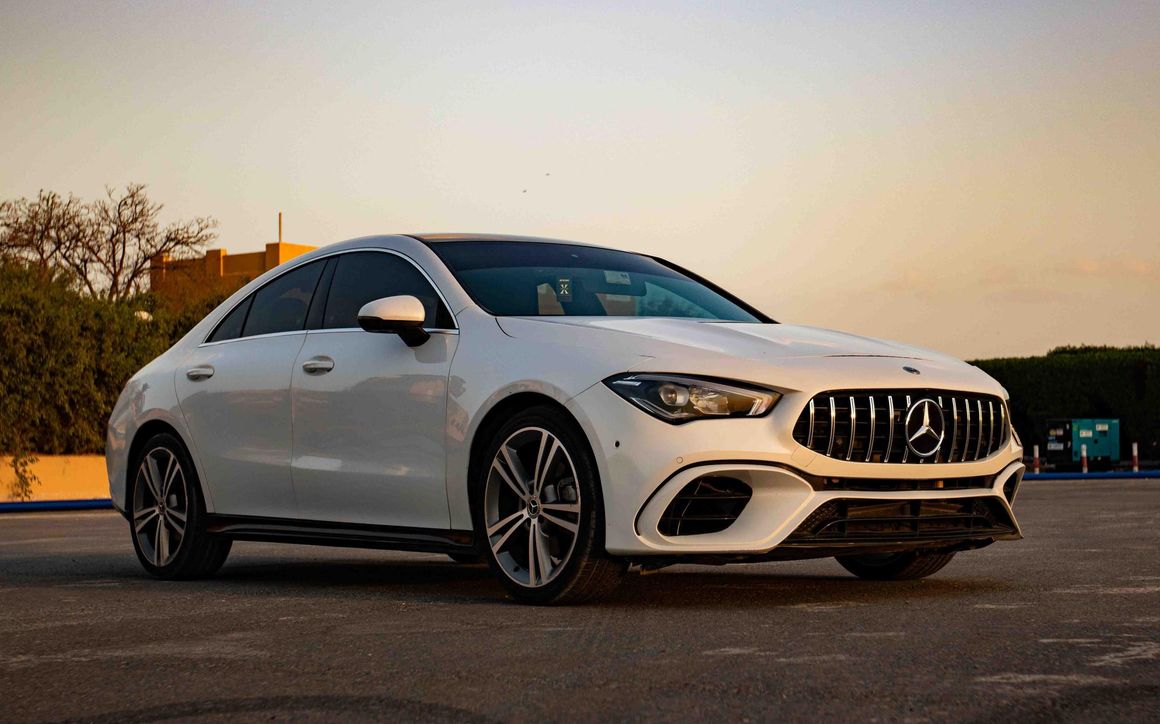 MERCEDES CLA250 - image 4