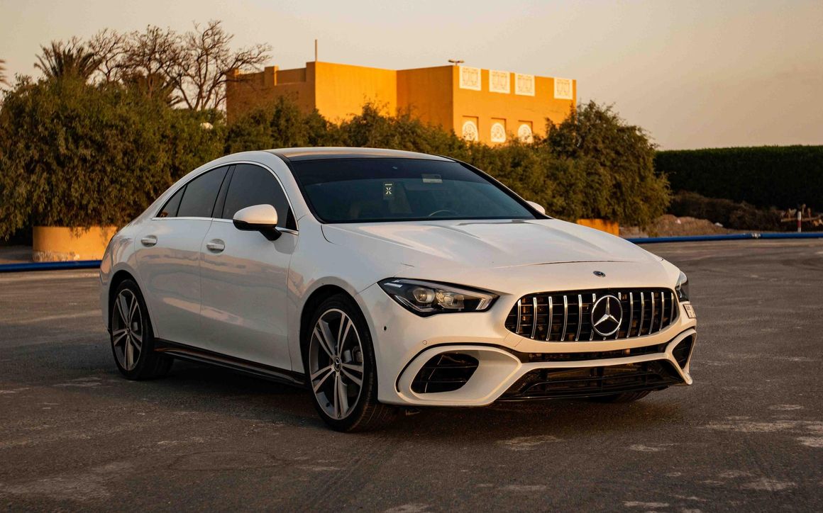 MERCEDES CLA250 - image 3