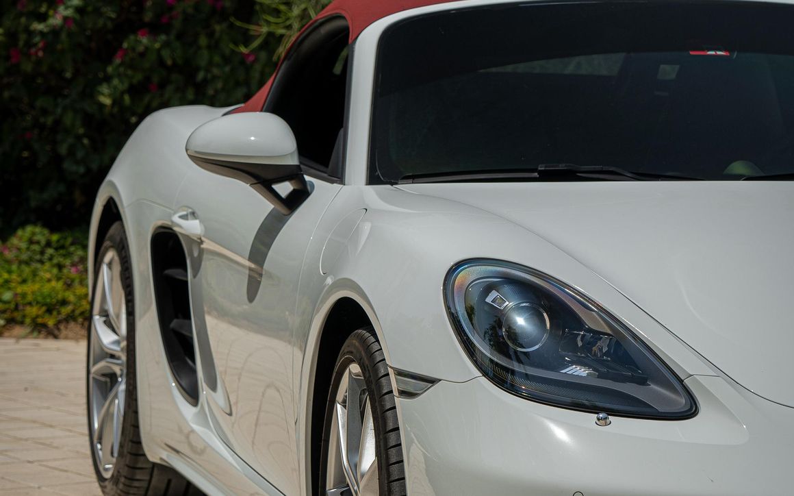 Porsche  Boxster - image 7