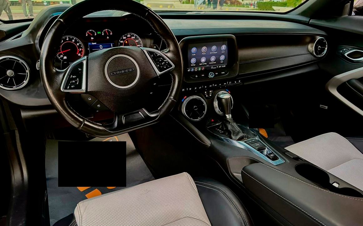 Chevrolet Camaro - image 5