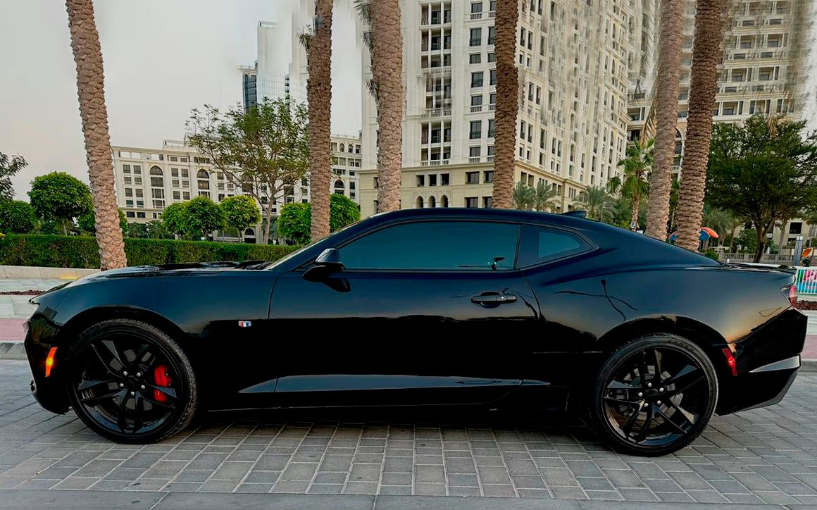 Chevrolet Camaro - image 2