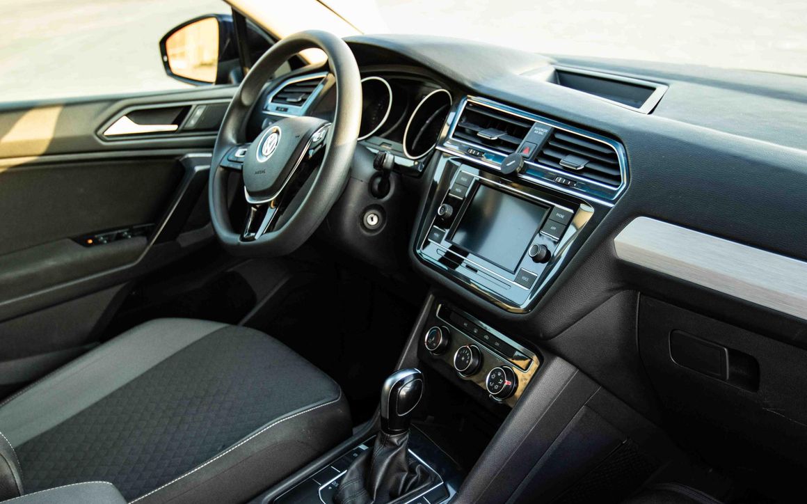 VOLKSWAGEN TIGUAN - image 7