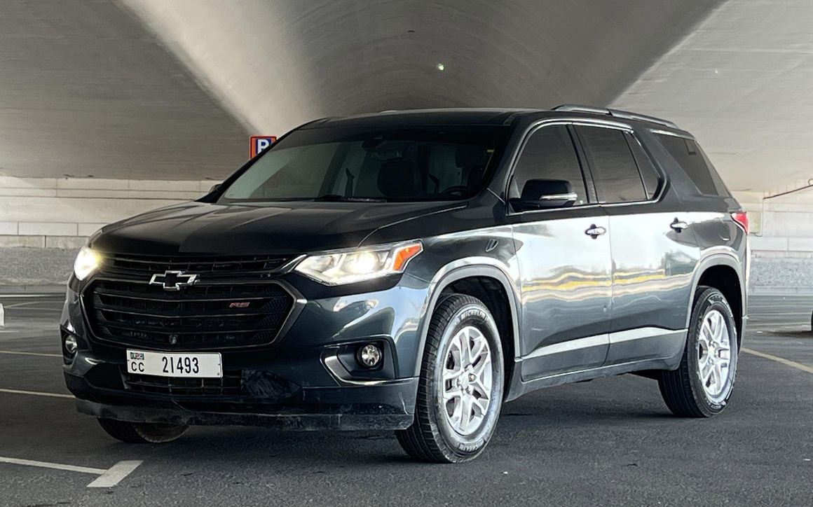 Chevrolet Traverse - image 1