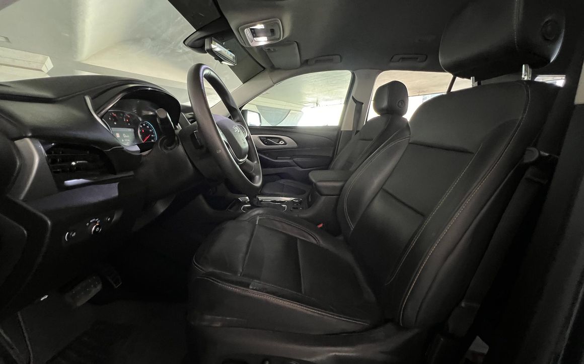 Chevrolet Traverse - image 7