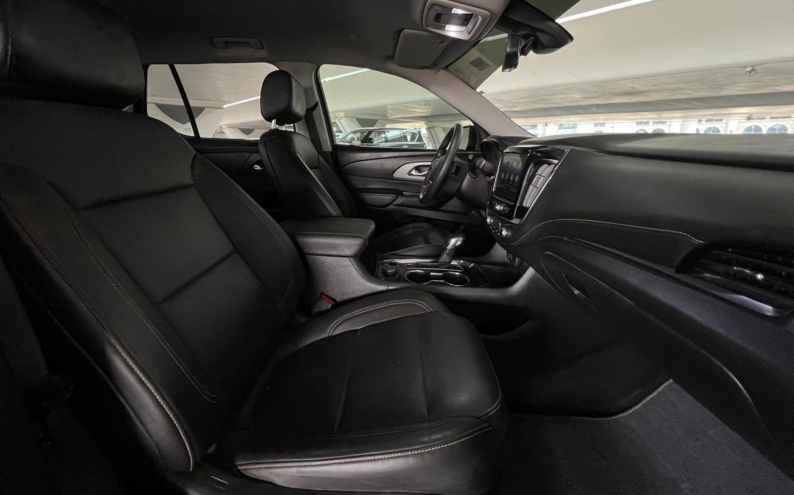 Chevrolet Traverse - image 8