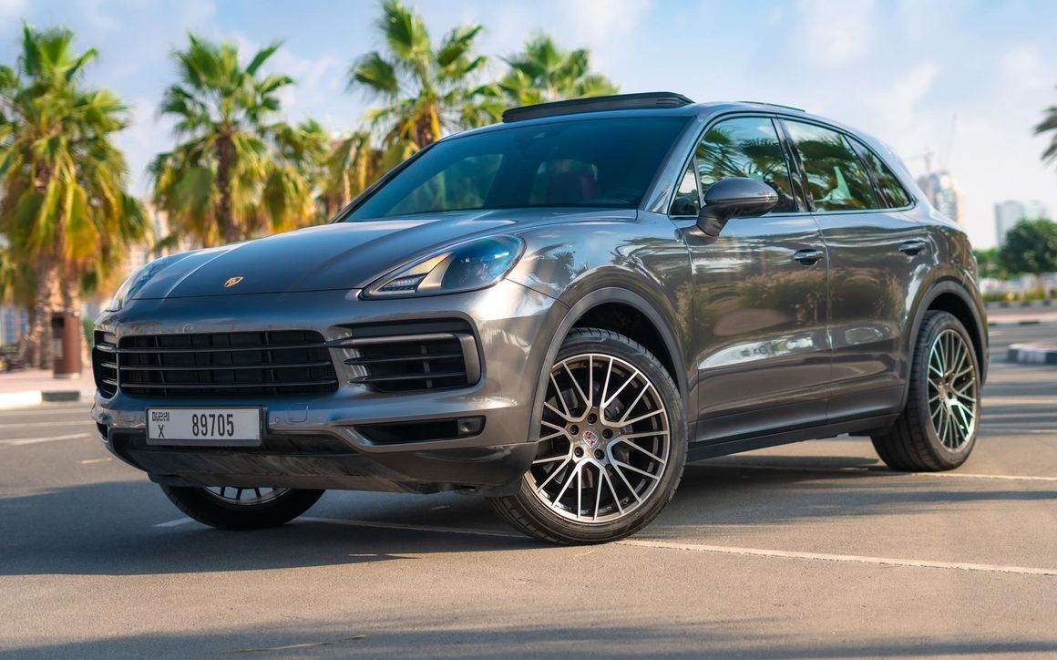 PORSCHE CAYENNE - image 4