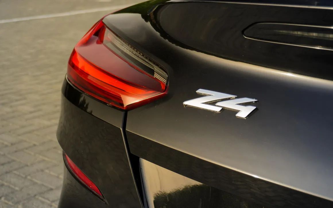 BMW Z4 - image 8