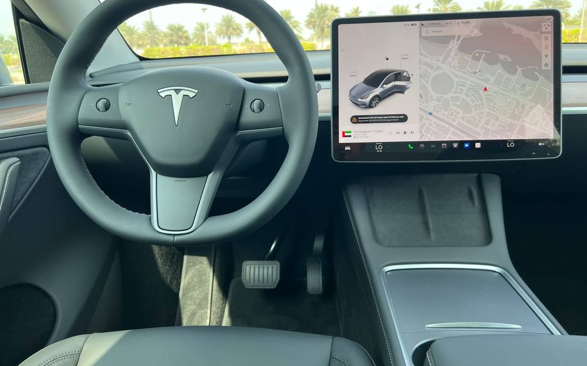 TESLA MODEL Y LONG - image 11