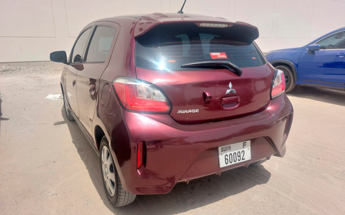 MITSUBISHI MIRAGE - image 3