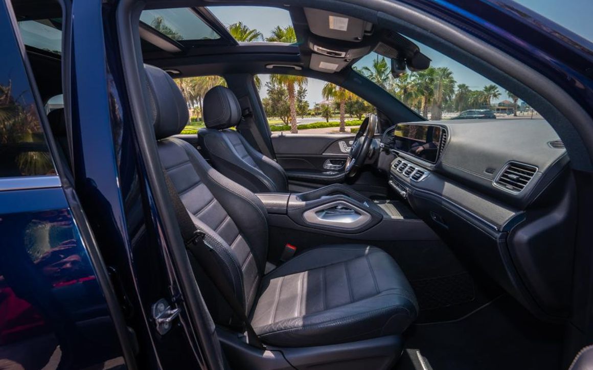 MERCEDES GLE53 - image 13