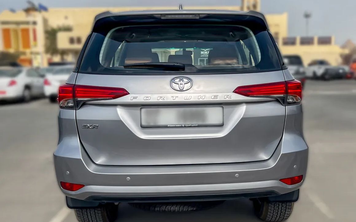 TOYOTA FORTUNER - image 5