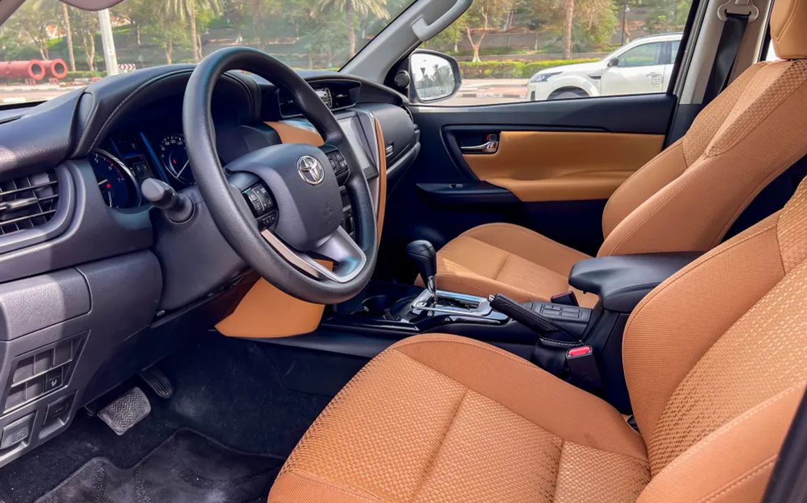 TOYOTA FORTUNER - image 7