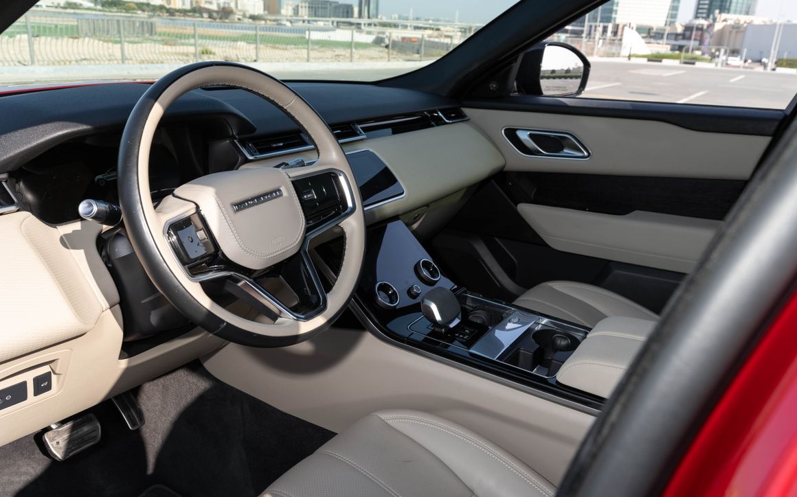Range Rover Velar - image 7