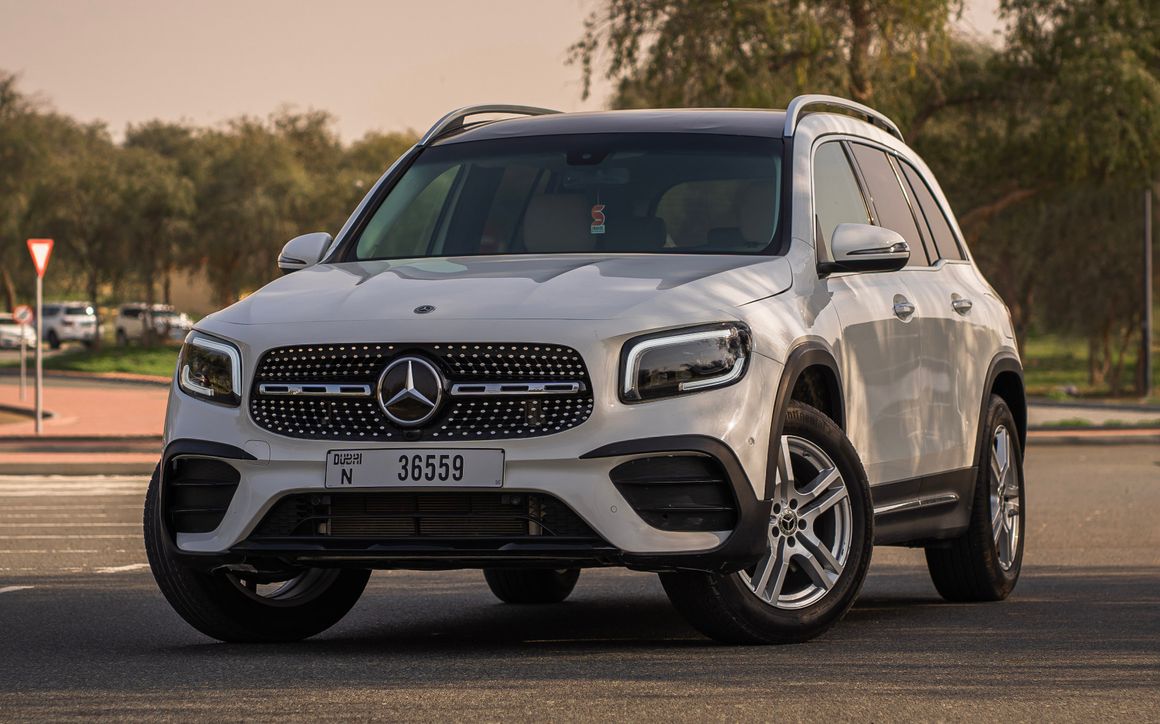 Mercedes GLB - image 1