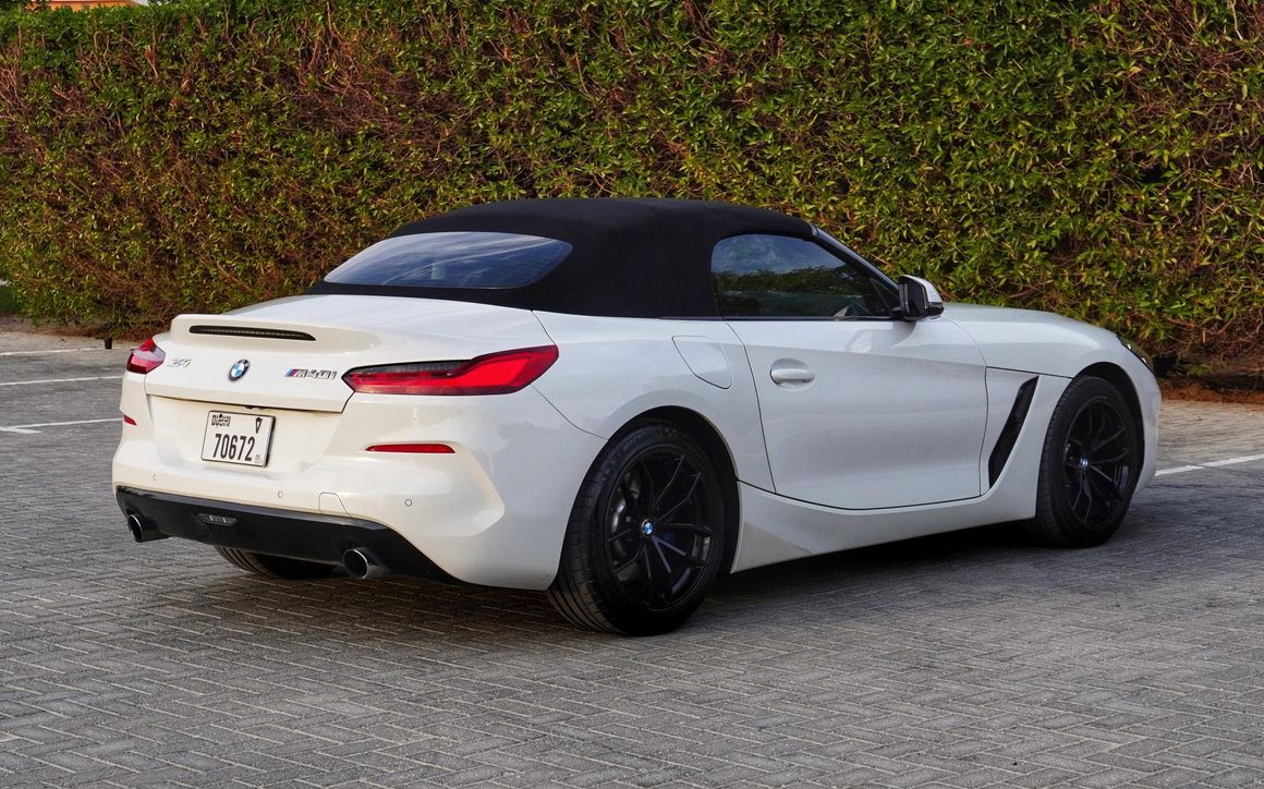 BMW Z4 - image 9