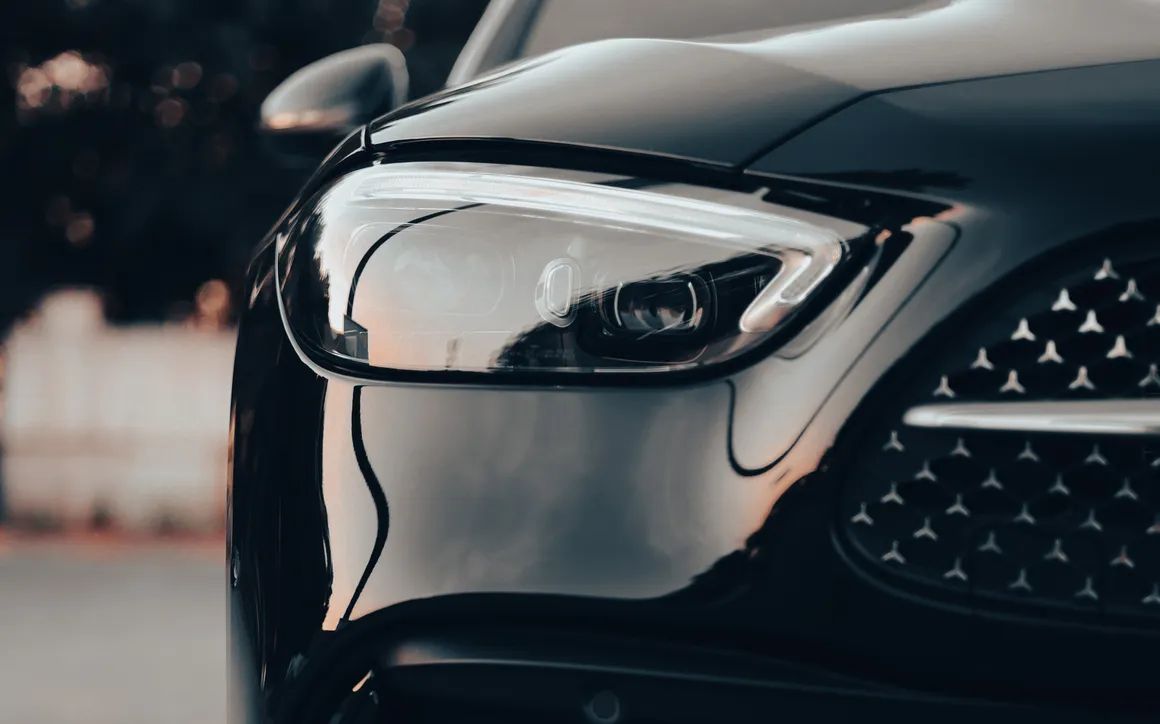 Mercedes Benz C200 Black - image 11