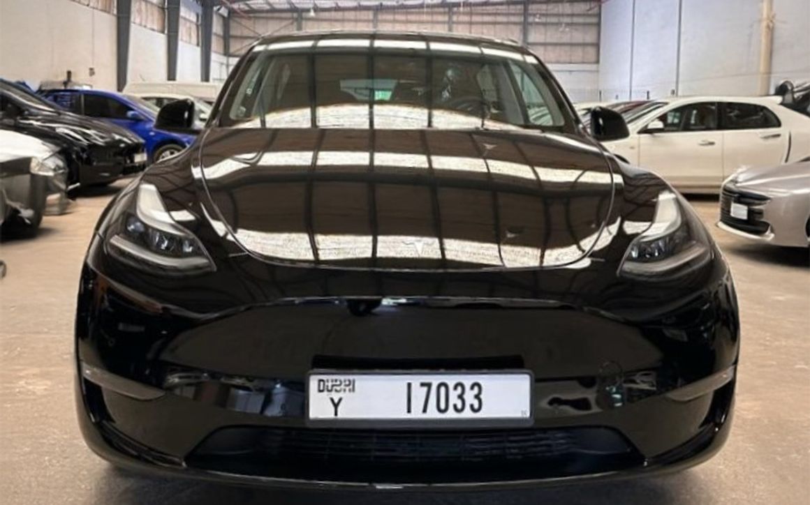 TESLA MODEL Y 2023 - image 1