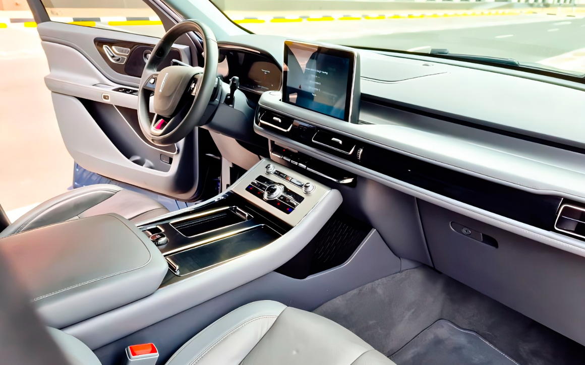 LINCOLN AVIATOR - image 6