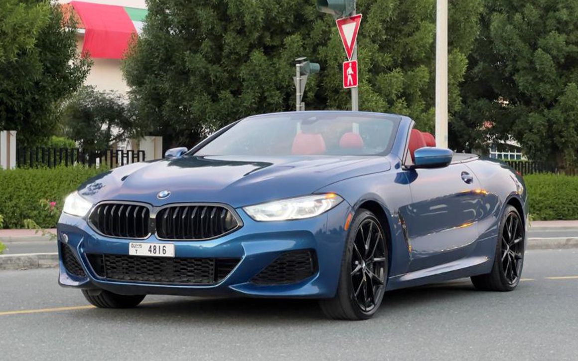 BMW 850i convertible - image 1