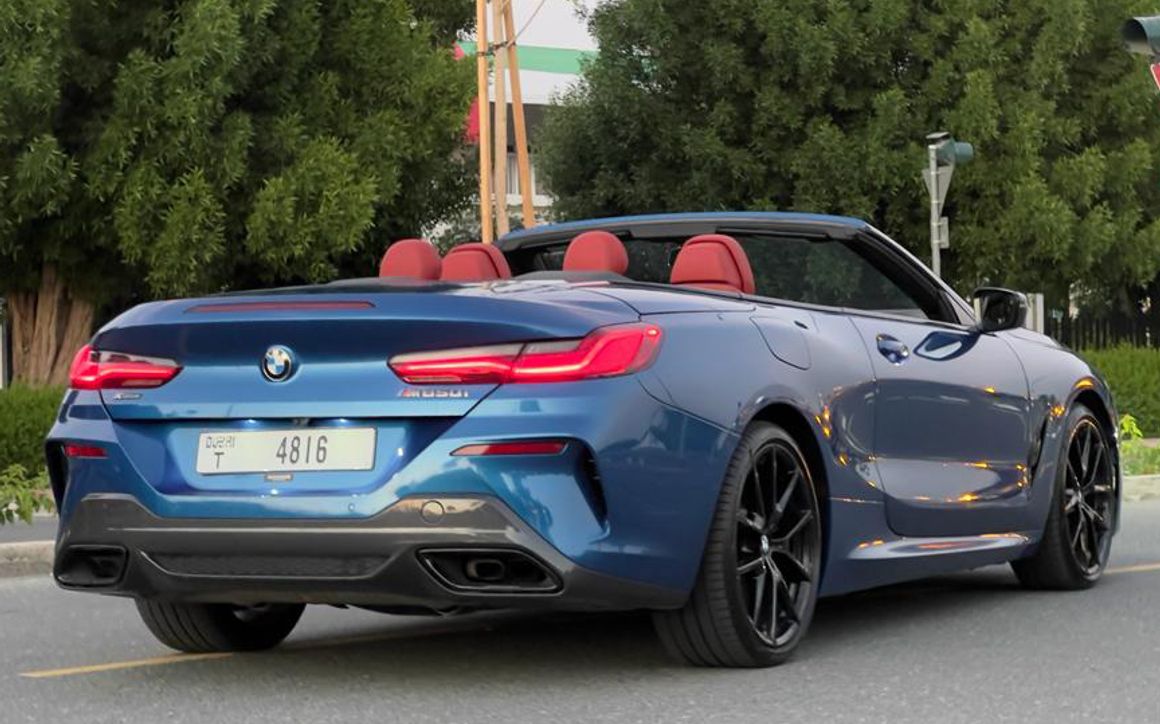 BMW 850i convertible - image 3