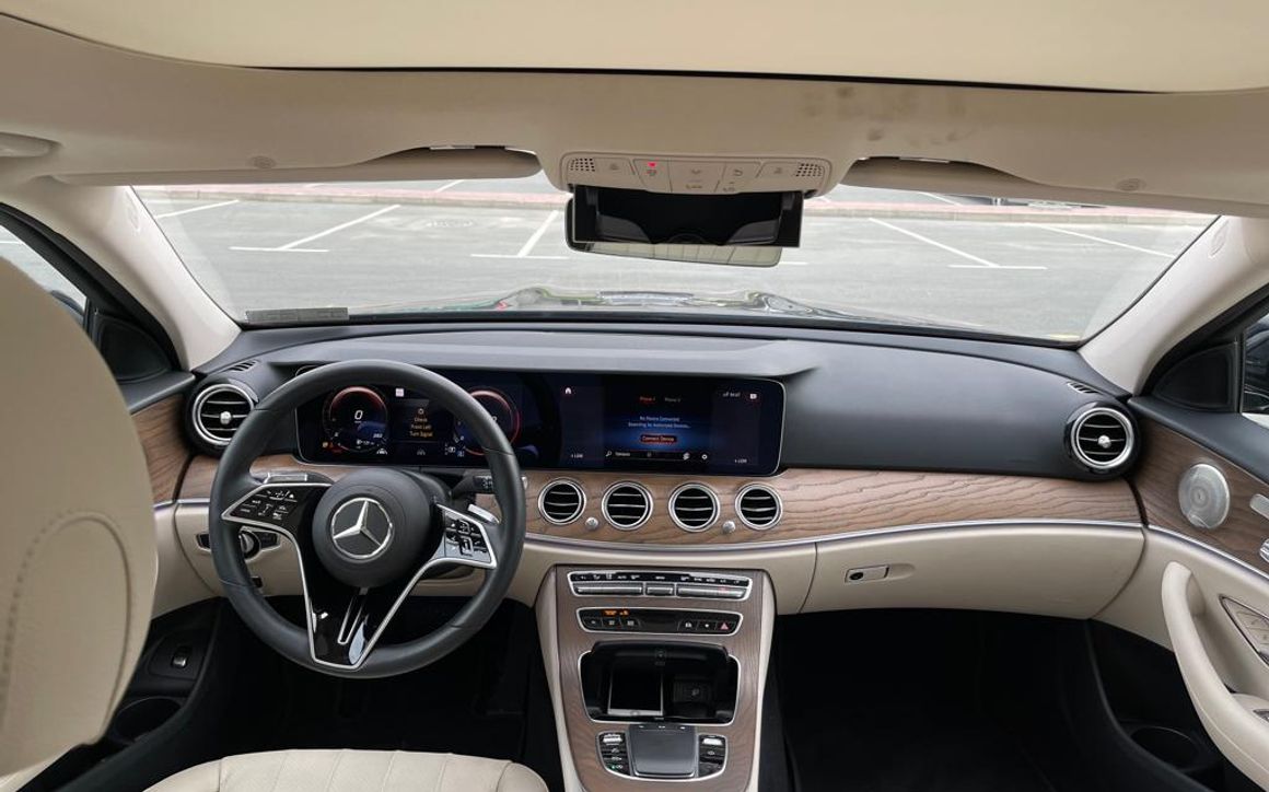 MERCEDES E350 - image 11