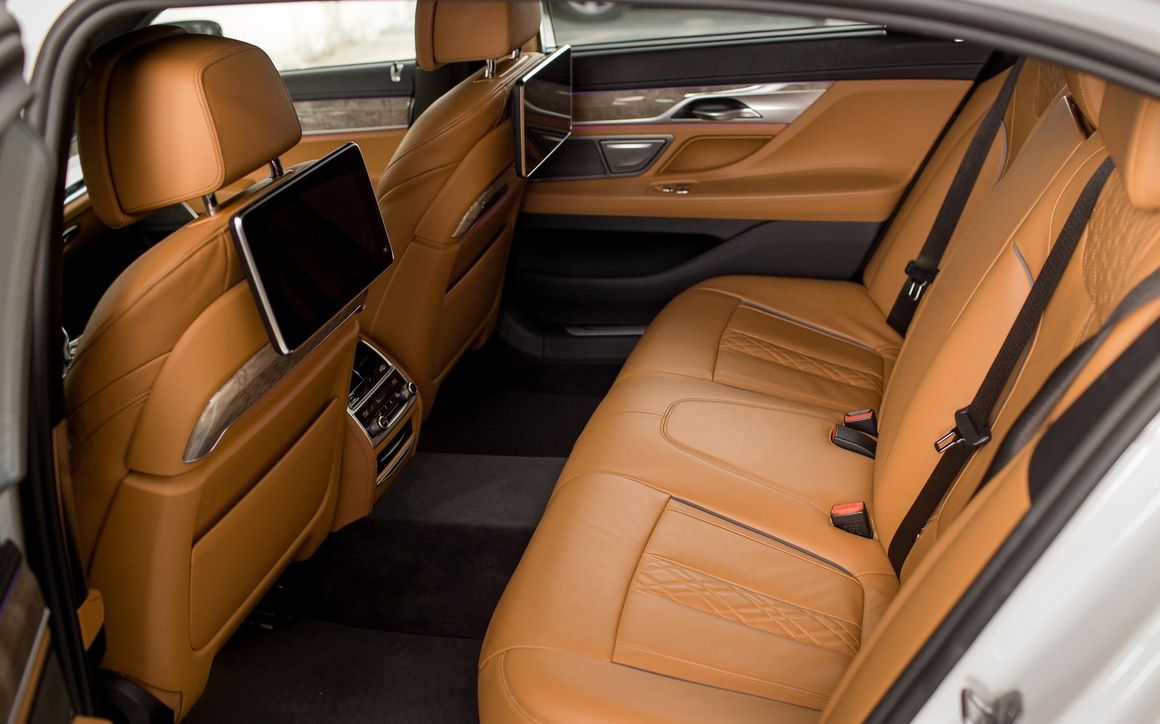BMW 730i - image 4