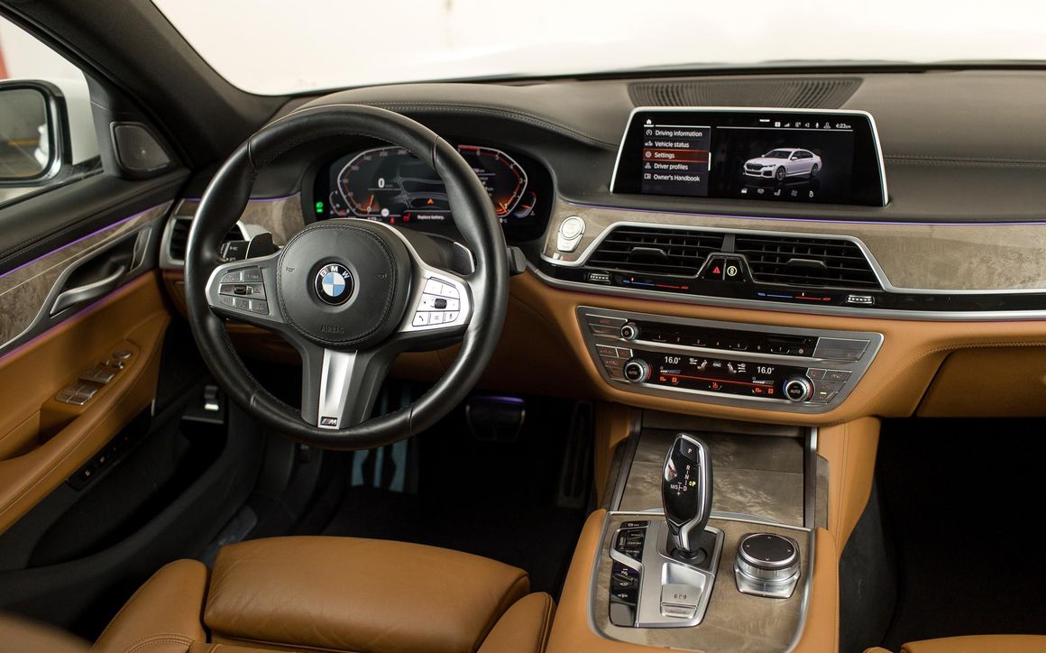 BMW 730i - image 2