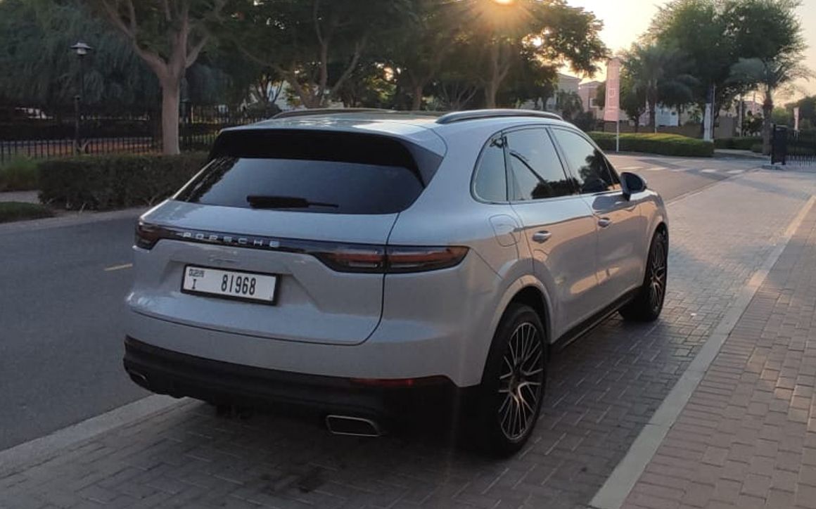 Porsche Cayenne Platinum - image 8
