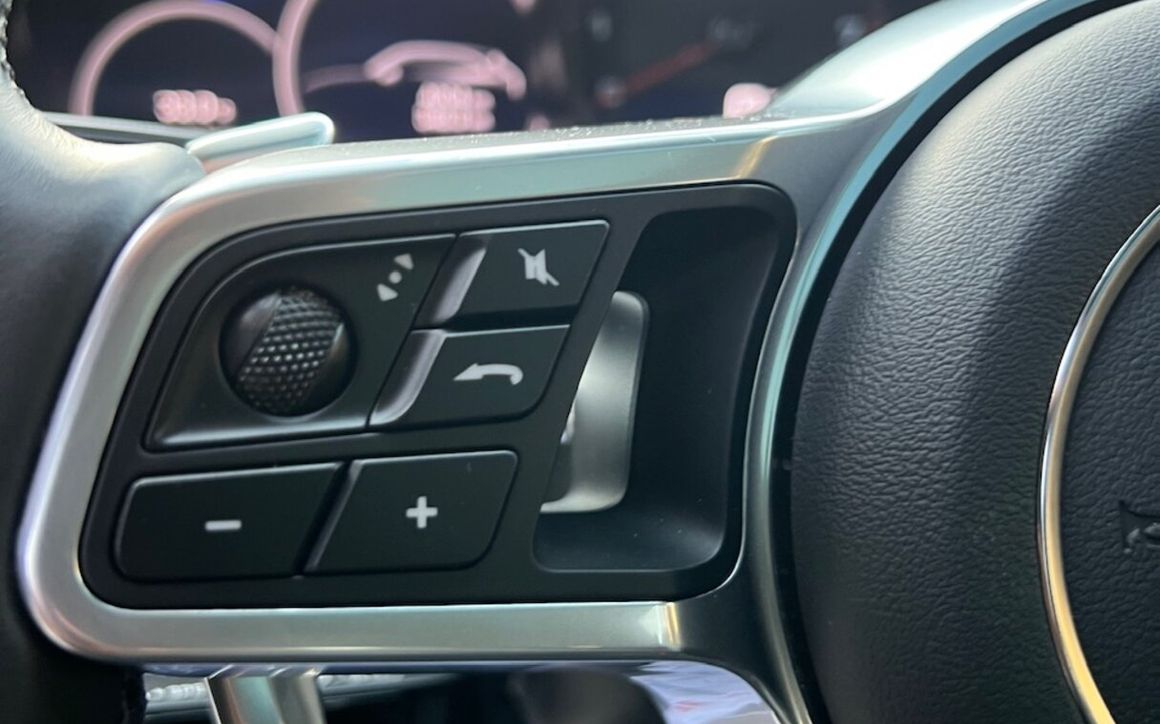 Porsche Cayenne Platinum - image 16