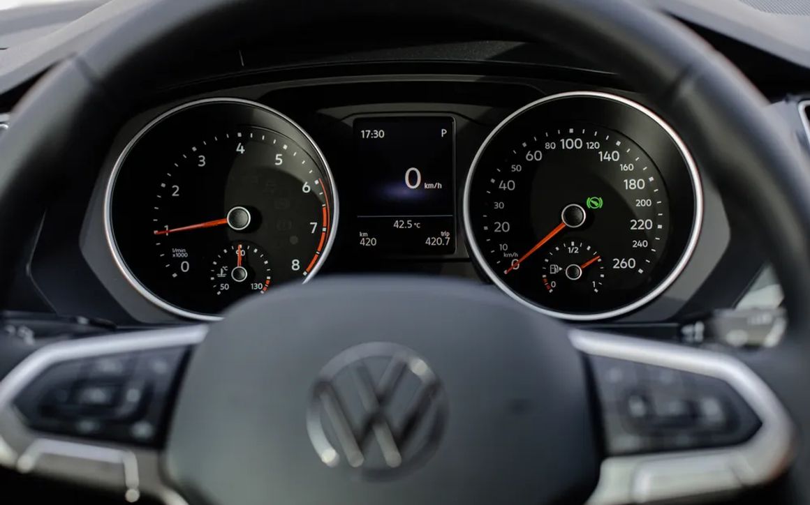 VOLKSWAGEN TIGUAN - image 15