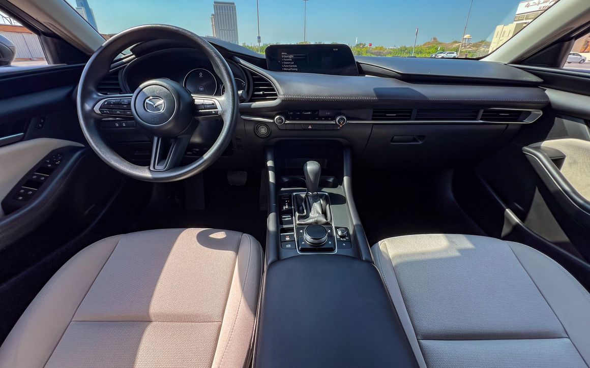 MAZDA 3 - image 6