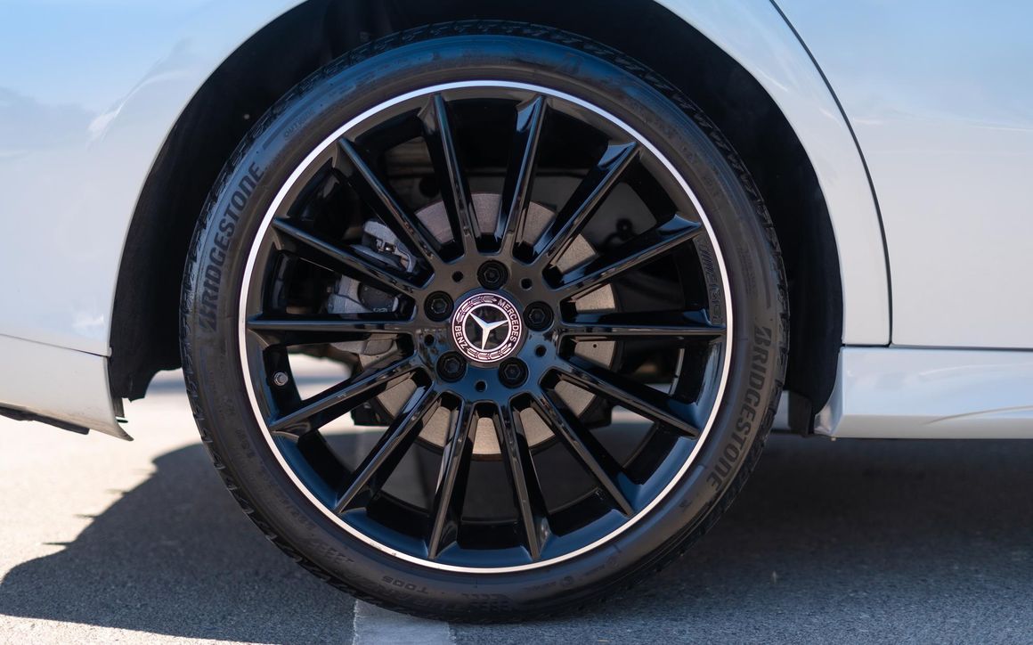 MERCEDES CLA45 AMG - image 18