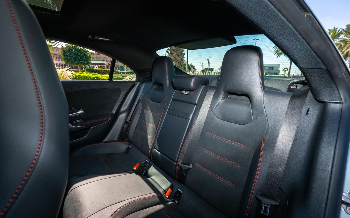 MERCEDES CLA45 AMG - image 17