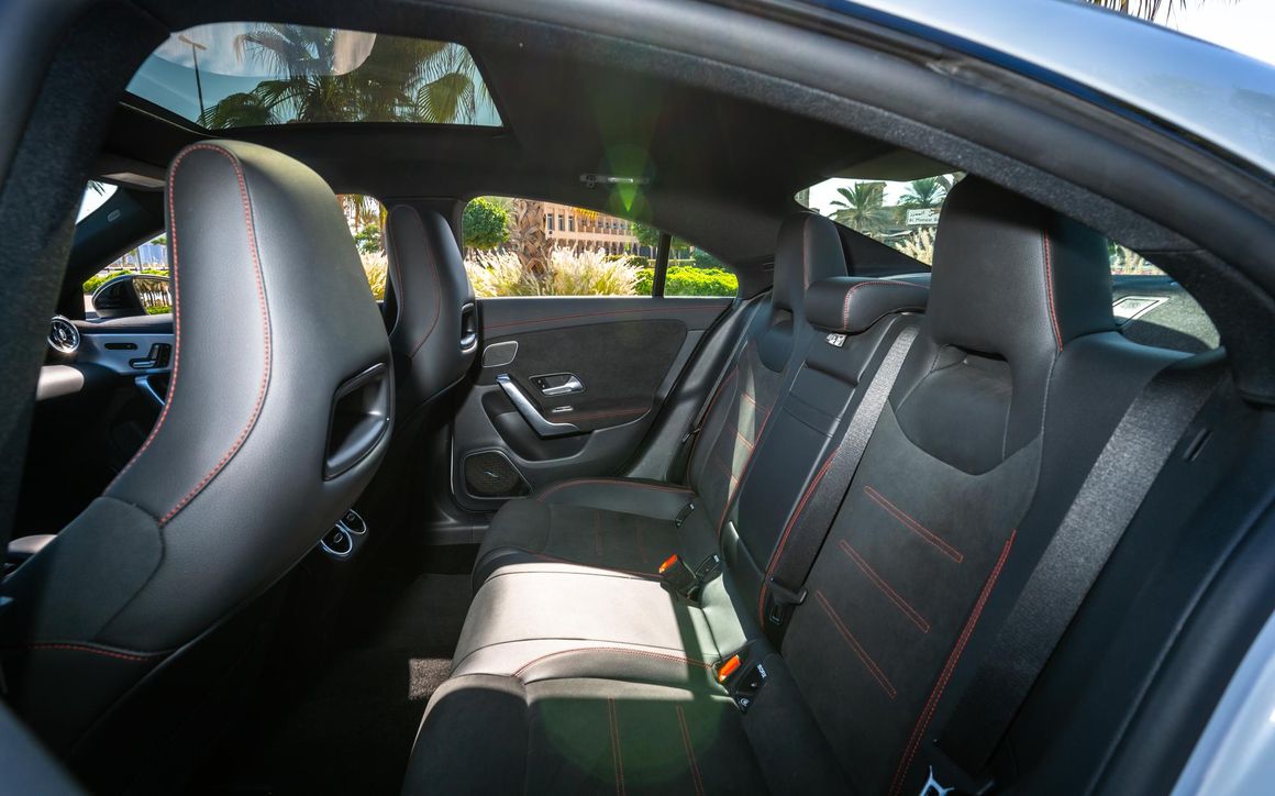 MERCEDES CLA45 AMG - image 19