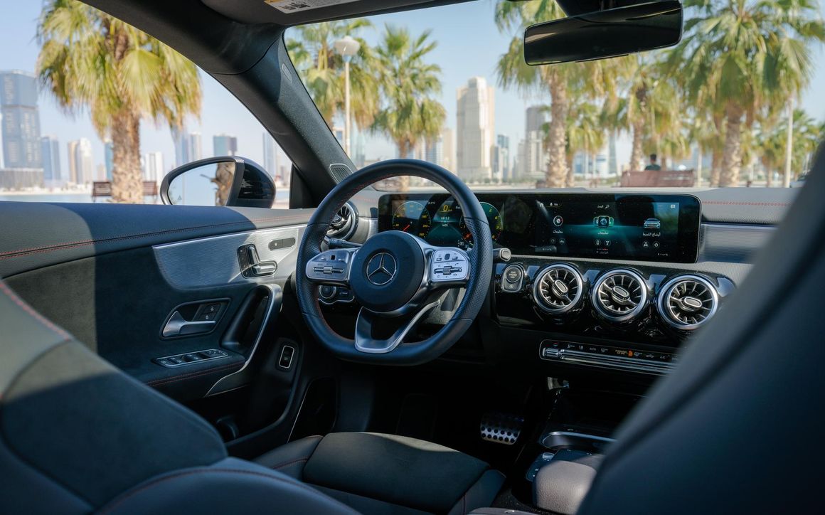 MERCEDES CLA45 AMG - image 12