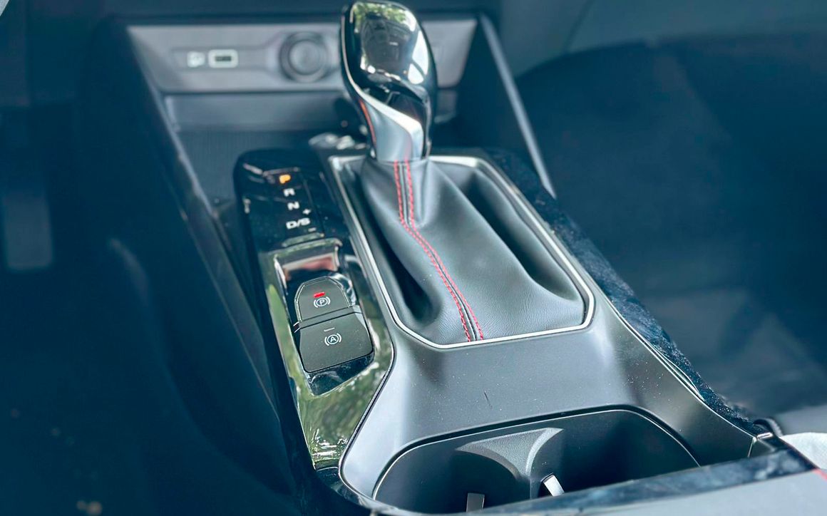 MG GT 180 - image 7