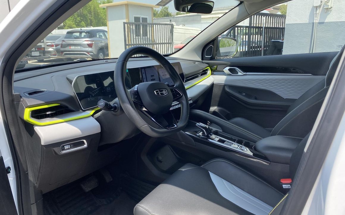 GEELY COOLRAY GL 2WD - image 11