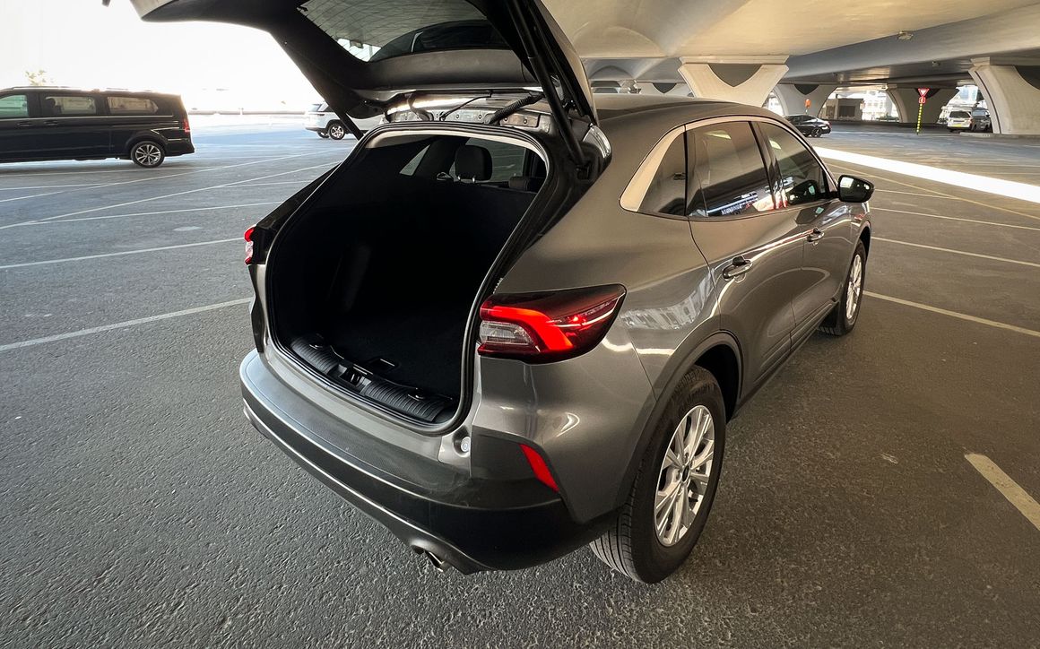 Ford Escape - image 7
