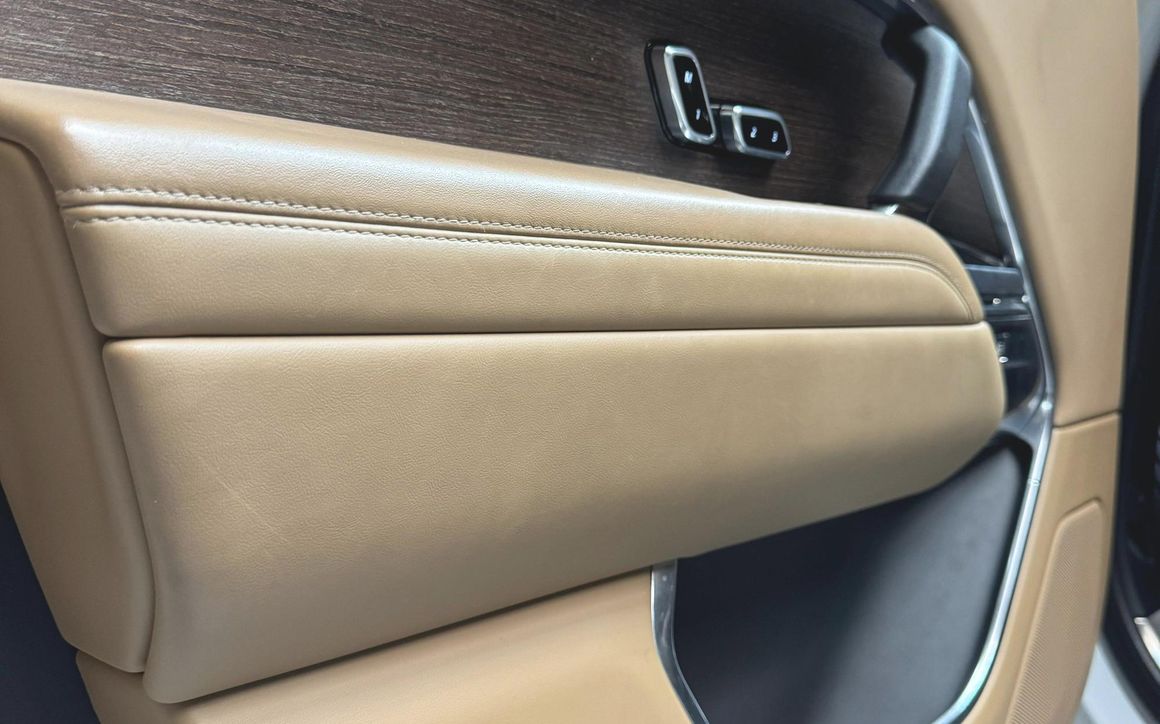 RANGE ROVER VOGUE - image 8