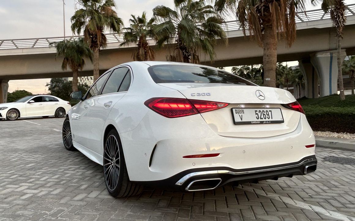 Mercedes-Benz C-200 - image 8