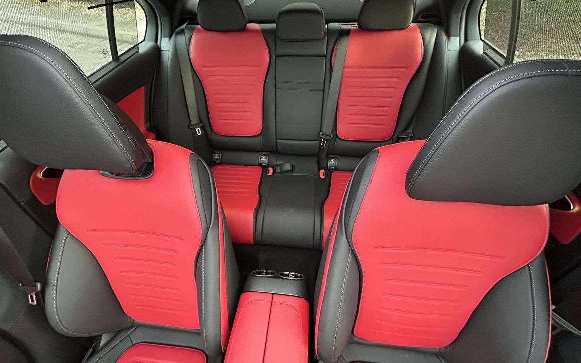 Mercedes-Benz C-200 - image 16