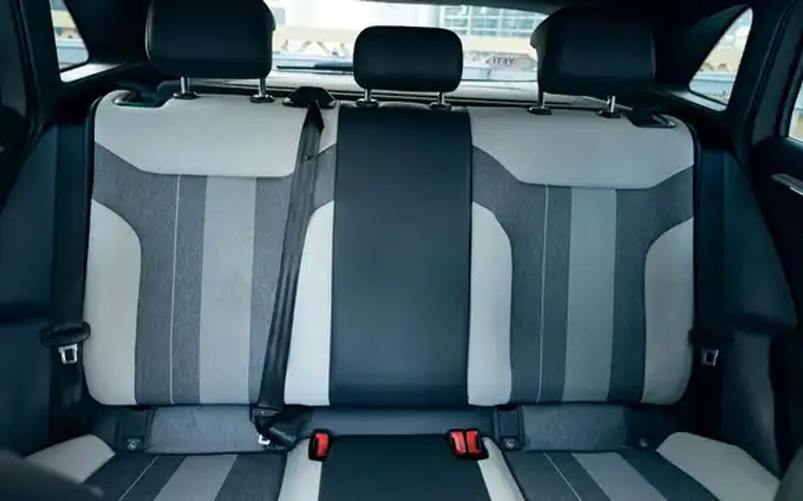 Volkswagen ID 4 - image 13