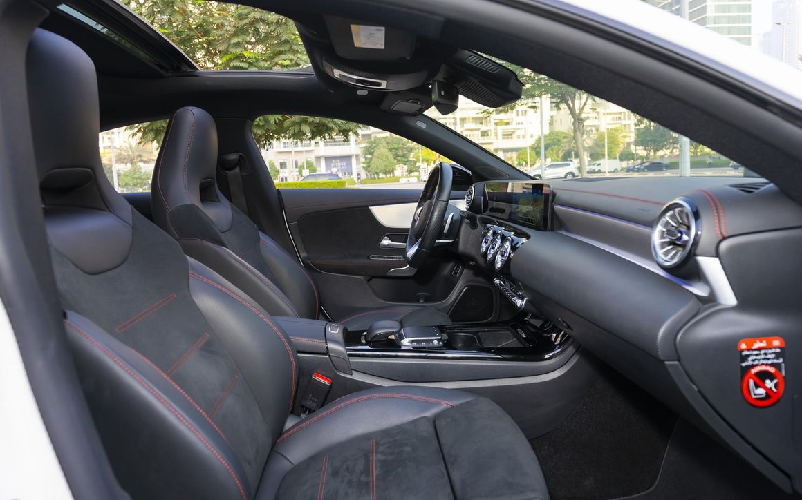 Mercedes CLA250 - image 10
