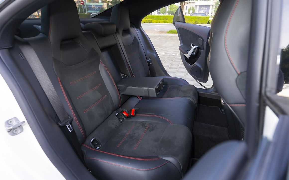 Mercedes CLA250 - image 12
