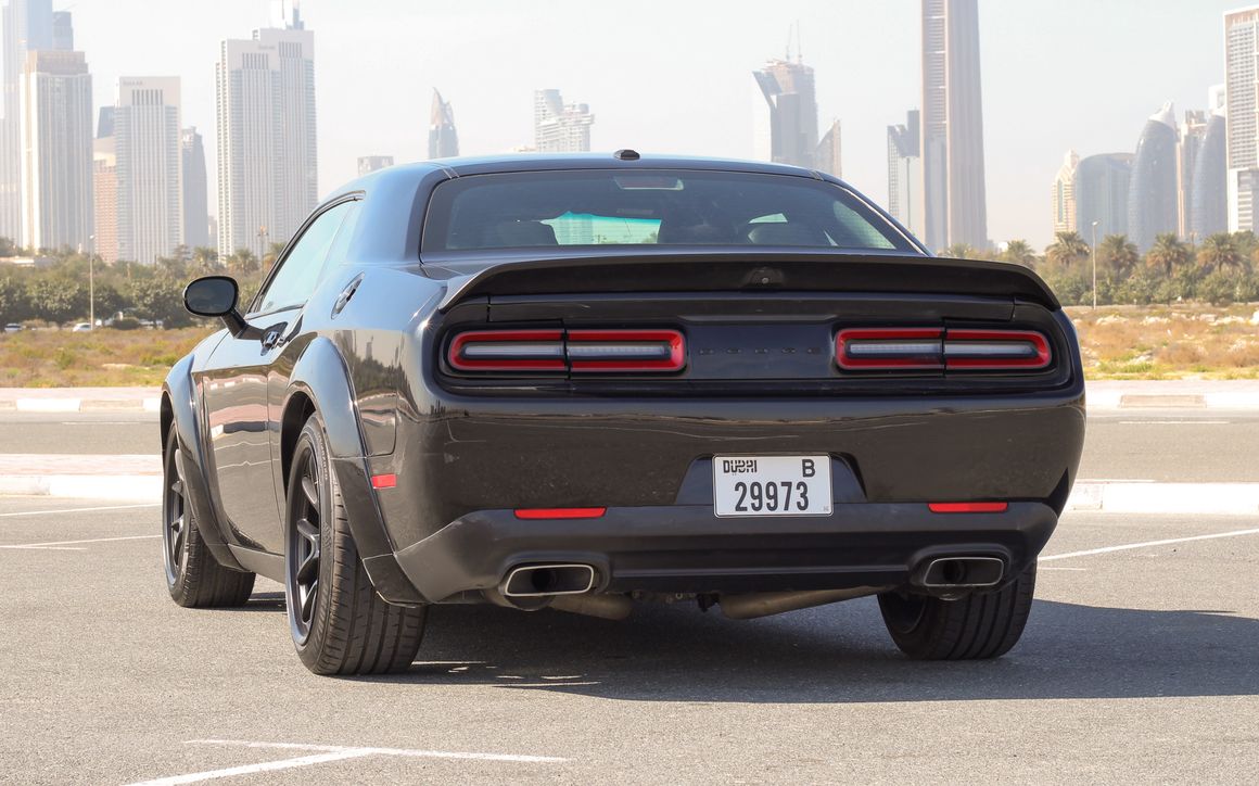 Dodge Challenger V8 - image 6