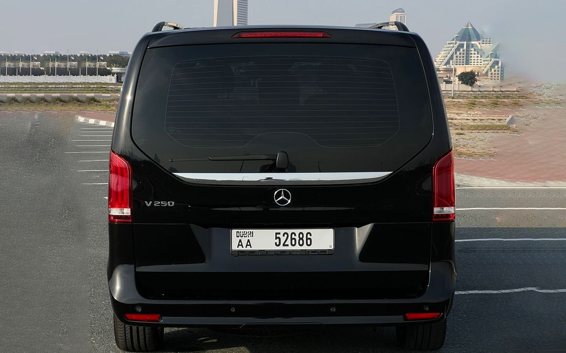 MERCEDES V250 - image 3