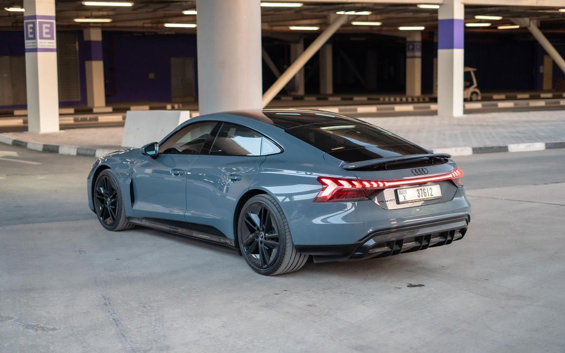 Audi E-tron GT - image 7