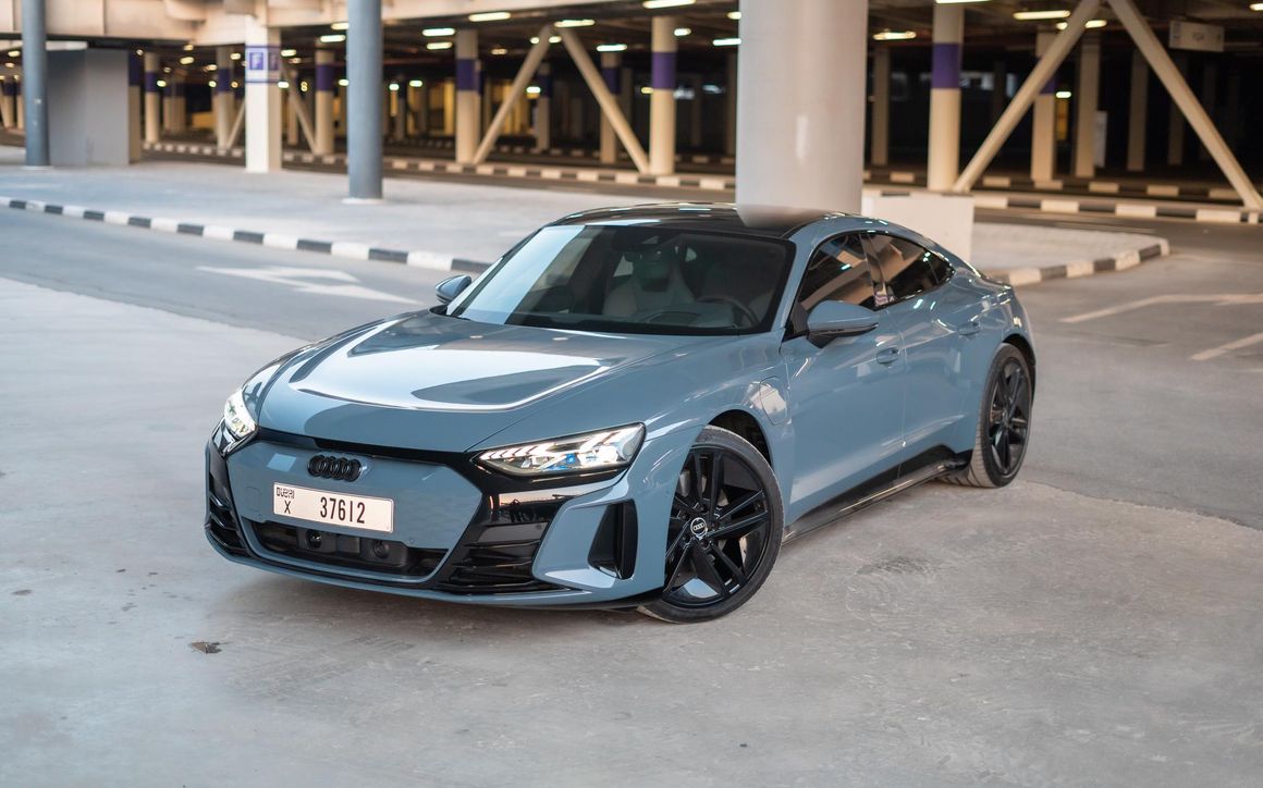 Audi E-tron GT - image 1